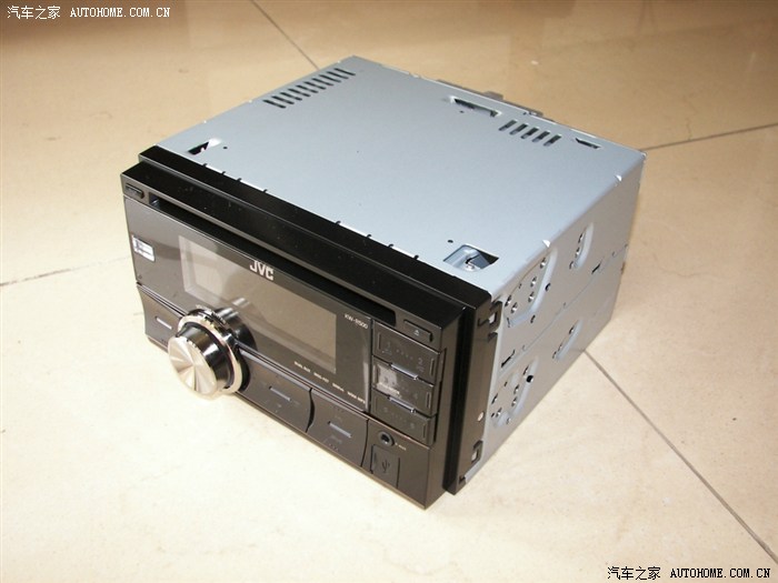 经典轩逸换CD机:JVC KW-R500 音质大飞跃_